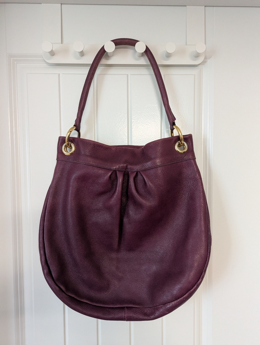 Roots Olivia Leather Hobo Bag in Aubergine